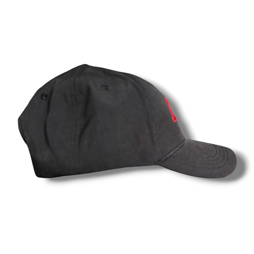 REDCON1 Black & Red 3D Puff Embroidered Snapback - Picture 2 of 7